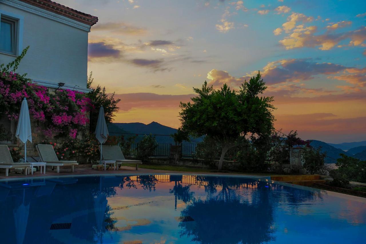 Swan Lake Hotel - Adult Only Selimiye  Exterior photo