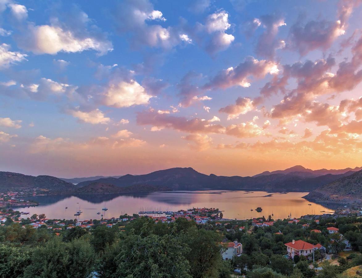 Swan Lake Hotel - Adult Only Selimiye  Exterior photo